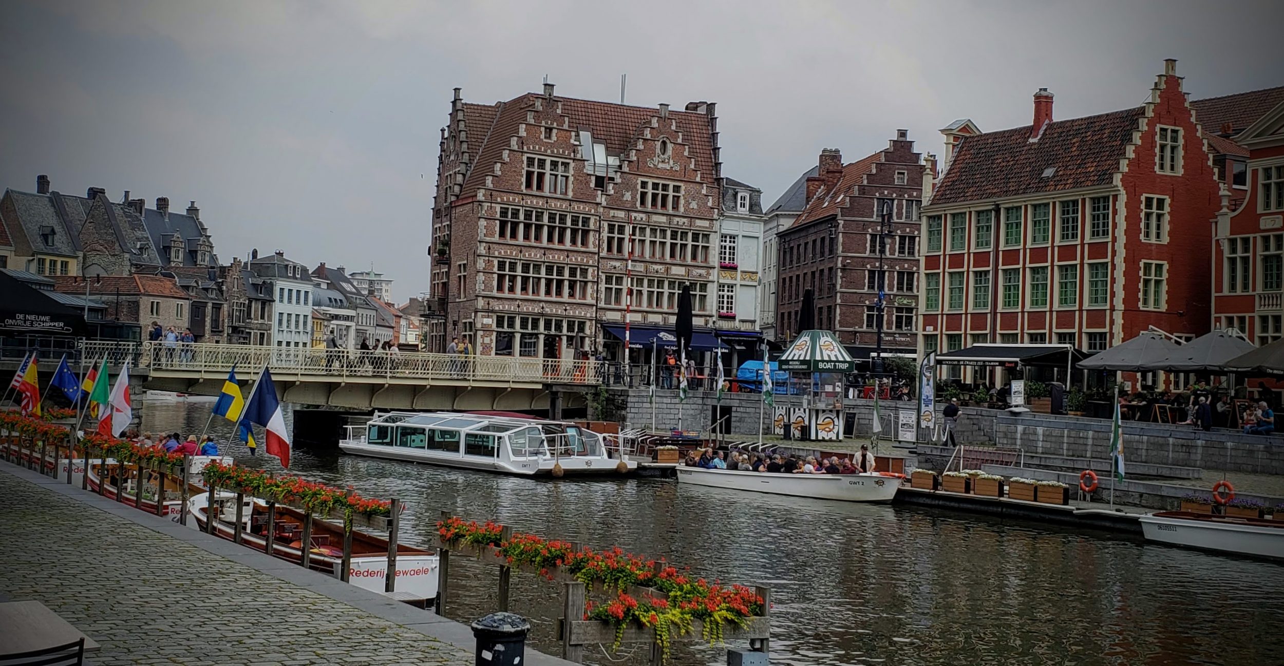 barge-city-historic-belgium-holland-Steinmetz