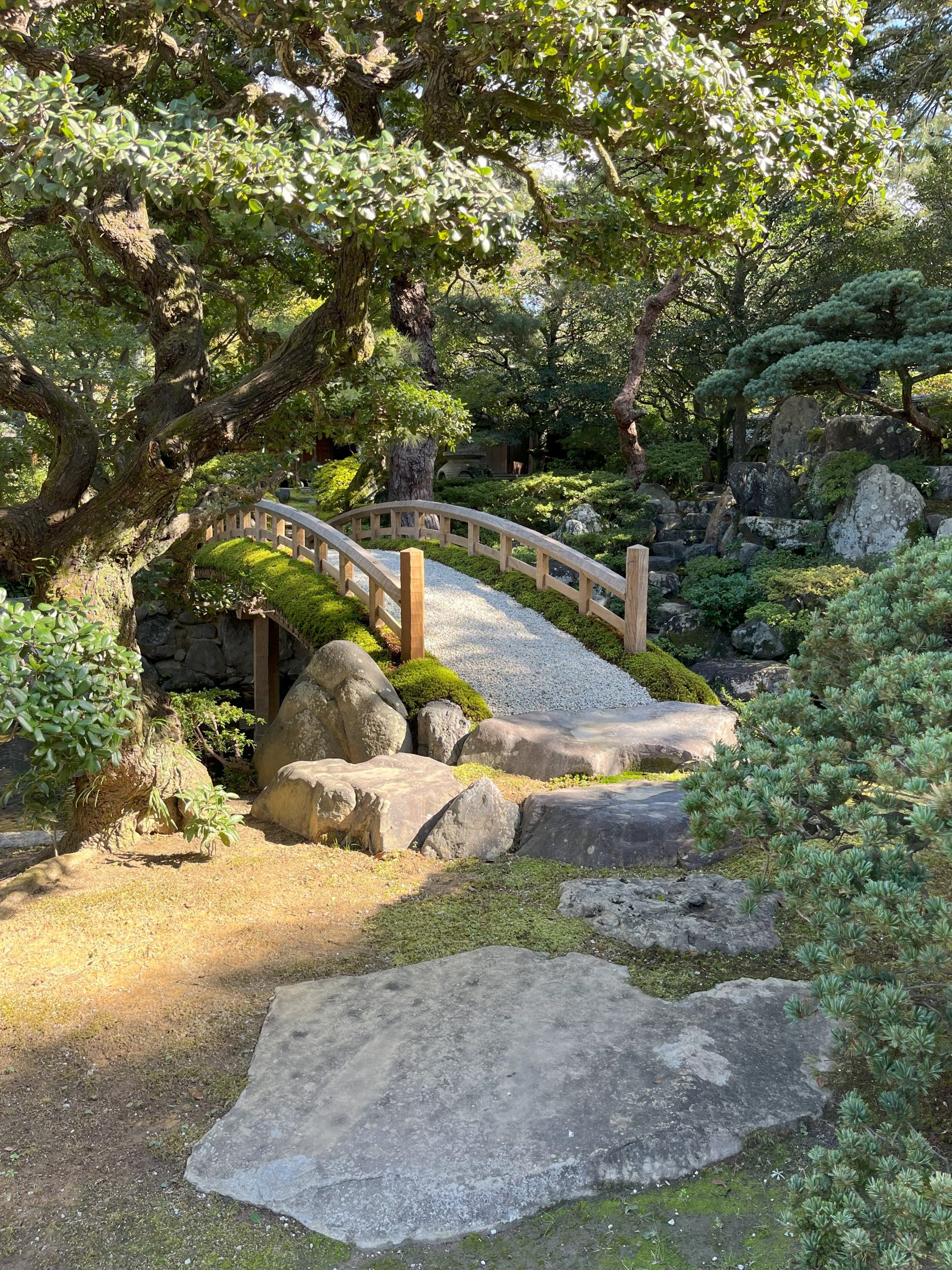 garden-bridge-japan